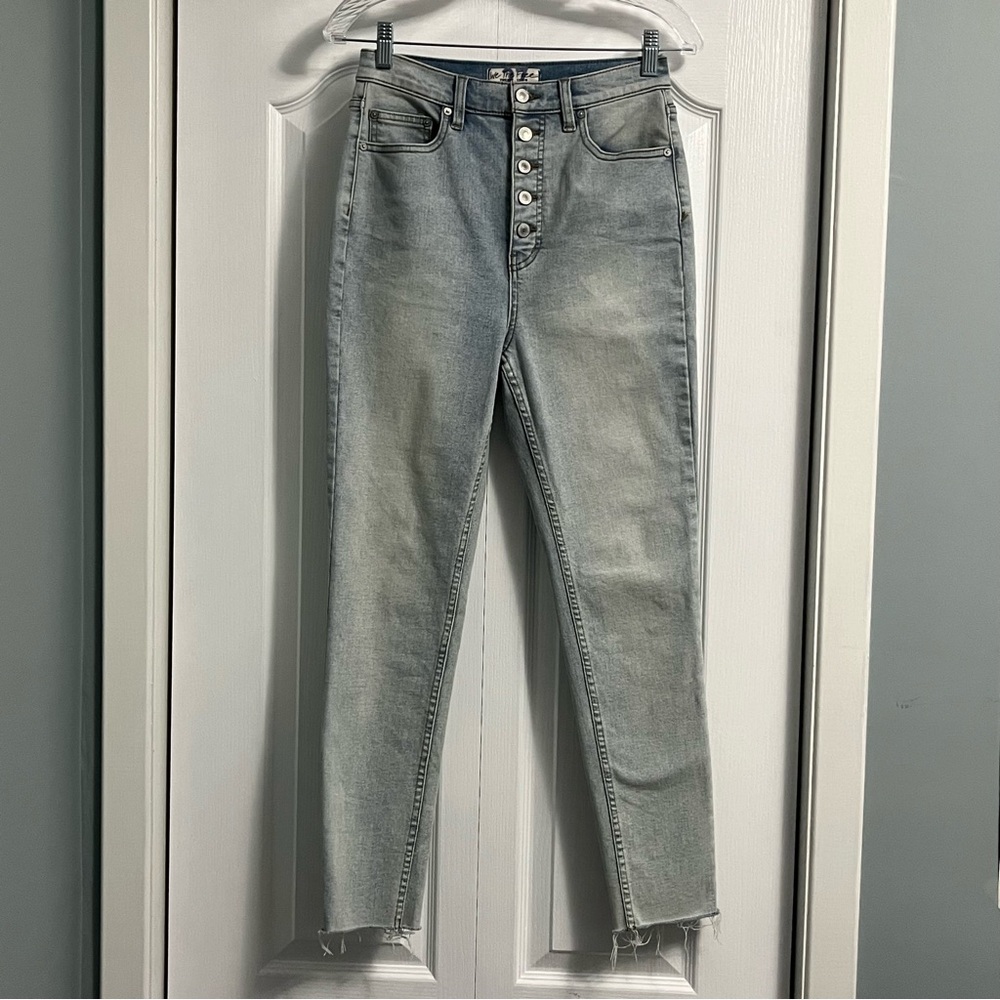WE THE FREE Curvy high rise Buttonfly denim jeans womens size 27 regular